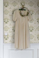 Edla, tapet med mörk kontrast